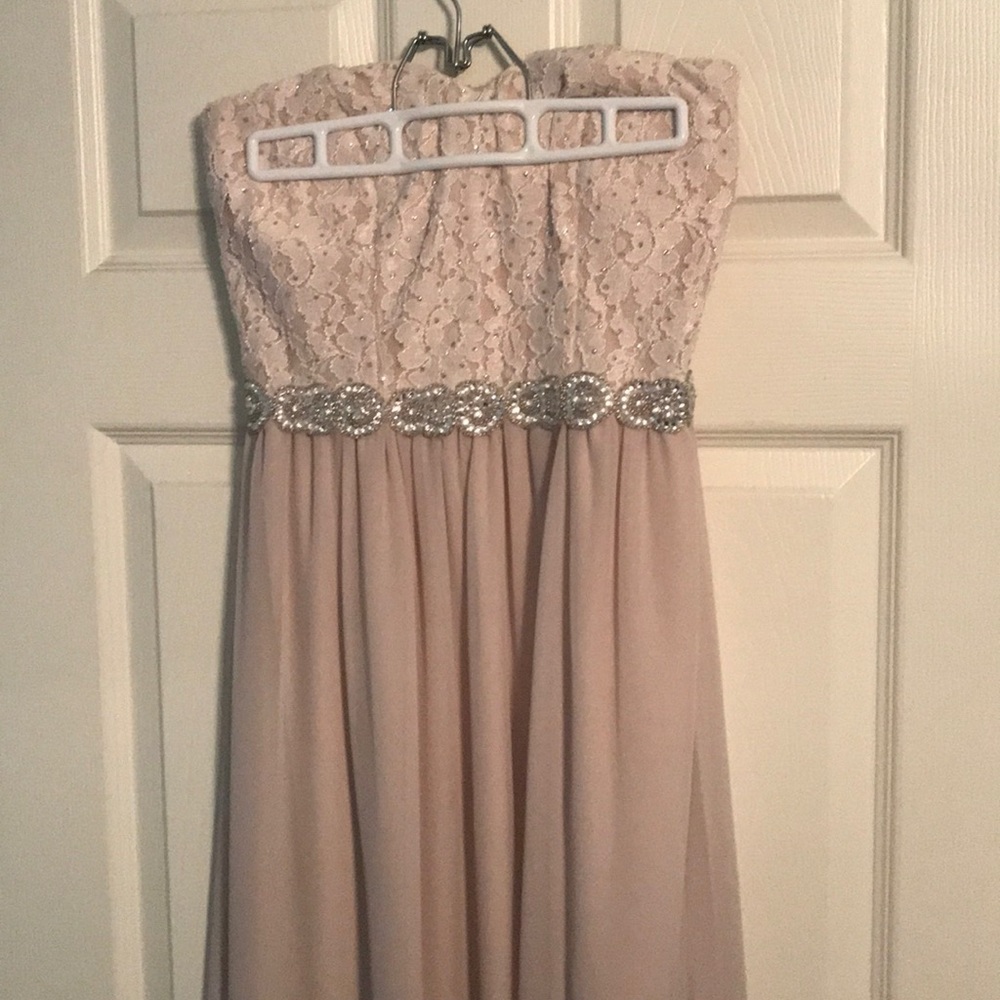 Sweetheart neck strapless dress